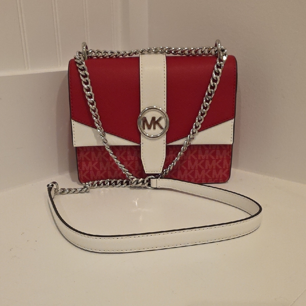 Michael Kors Red and White Crossbody Bag with Chain Strap - Picture 2 of 8